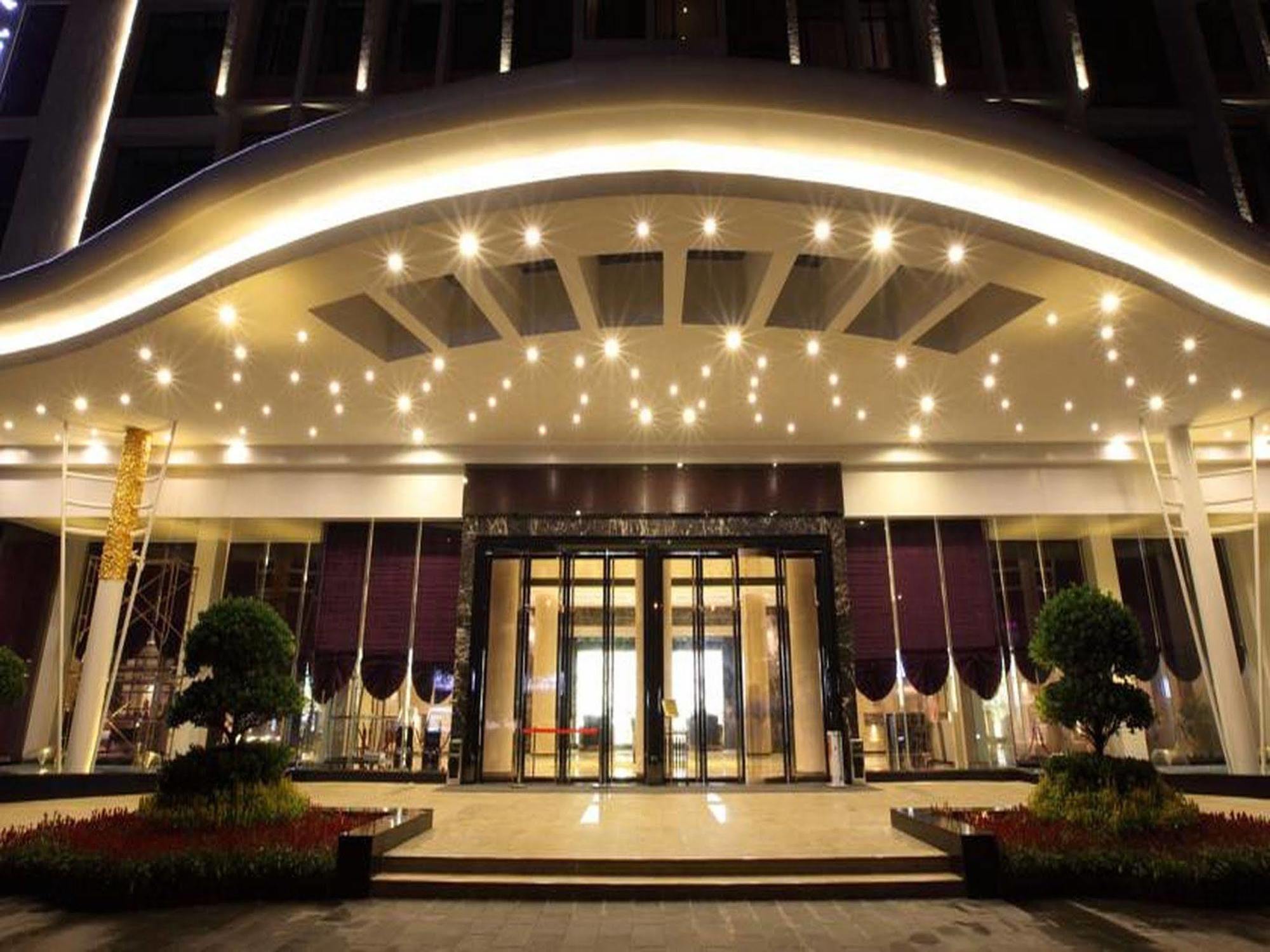 Haoyin Gloria Plaza Hotel Guangzhou Exterior photo